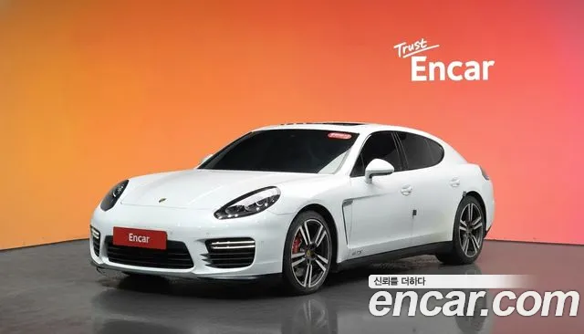 Porsche Panamera 4.8 GTS 970