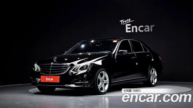 Mercedes-Benz E- W212 E300