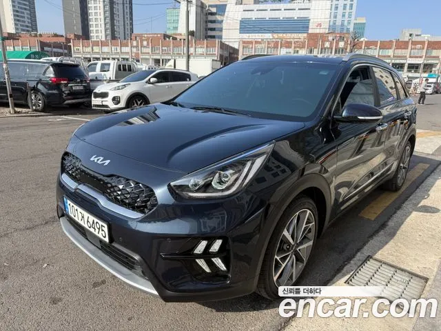 Kia The New Niro 1.6 HEV Signature