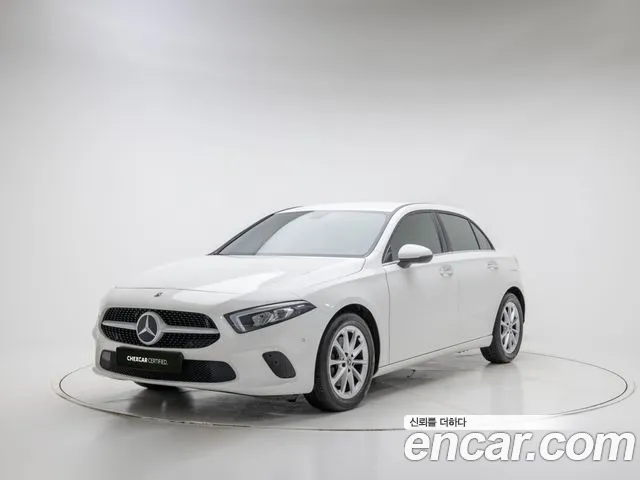 Mercedes-Benz A- W177 A220