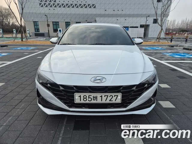 Hyundai Avante (CN7) 1.6