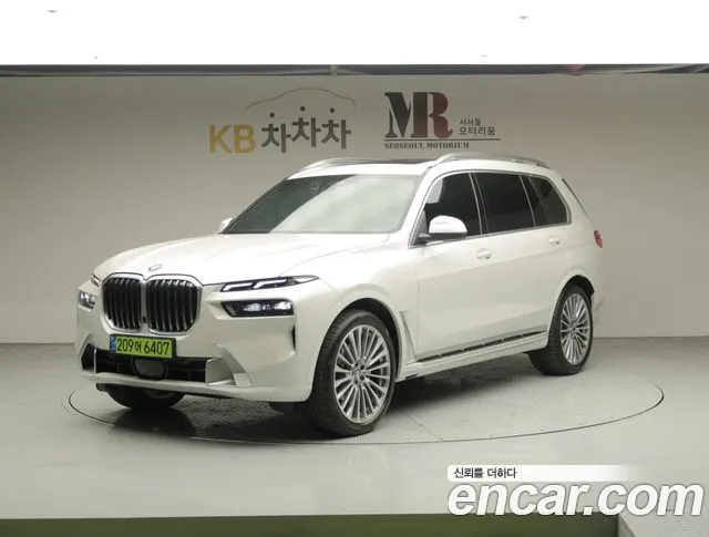 BMW X7 (G07) xDrive 40i 6