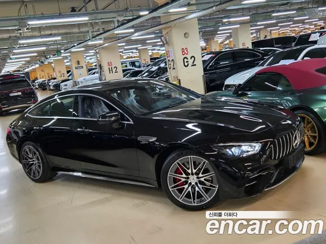 Mercedes-Benz AMG GT 4 43 4MATIC+