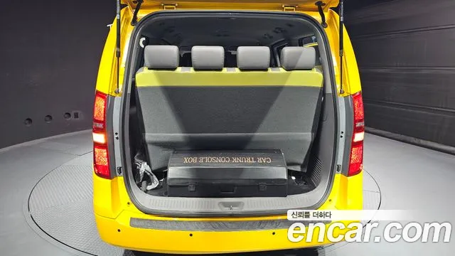Hyundai Grand Starex 4WD