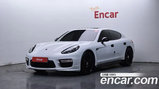 Porsche Panamera 4.8 GTS 970