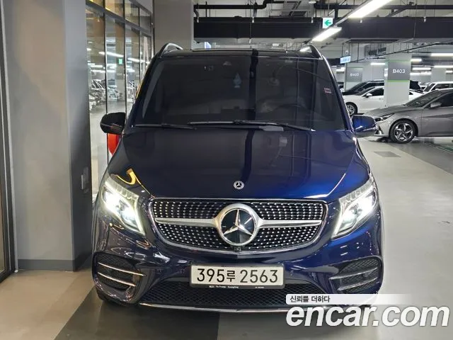 Mercedes-Benz V- V300 CDI W447