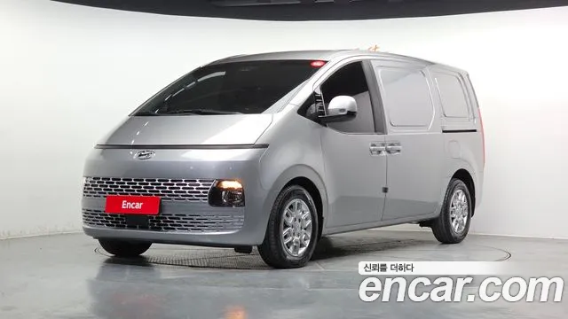 Hyundai Staria 3