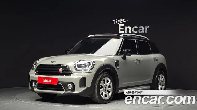 MINI Cooper Countryman Base 2