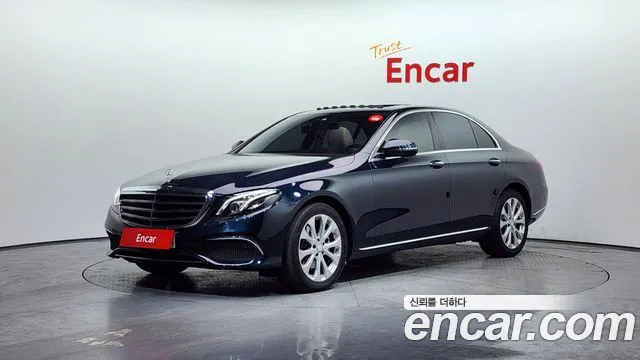 Mercedes-Benz E- W213 E220d Exclusive