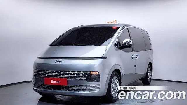 Hyundai Staria 3