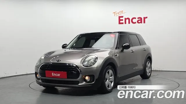 MINI Cooper Clubman Base 2