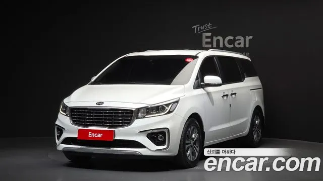 Kia The New Carnival 9