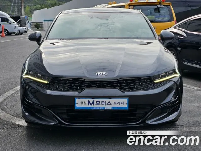 Kia K5 III 1.6 Turbo Prestige
