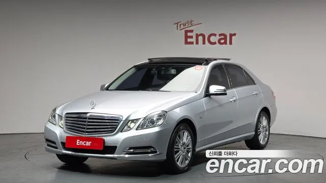 Mercedes-Benz E- W212 E300