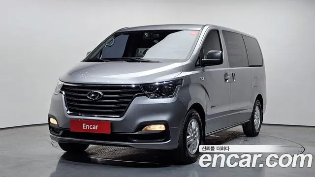 Hyundai The New Grand Starex 3