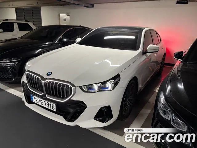 BMW 5 (G60) 520i M