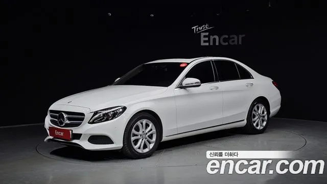 Mercedes-Benz C- W205 C200