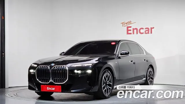 BMW 7 (G70) 740i xDrive M Limited
