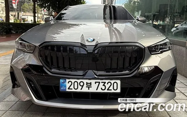 BMW 5 (G60) 520i M