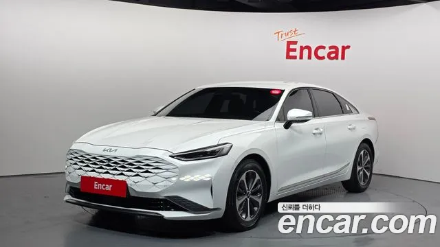 Kia K8 Hybrid Noblesse
