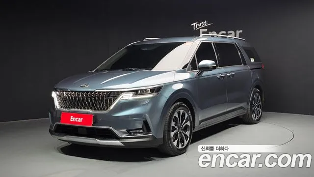 Kia Carnival 4 9 Signature