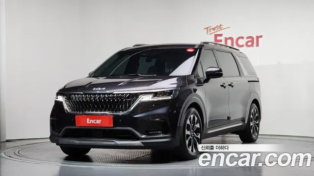 Kia Carnival 4 Gasoline 9 Noblesse