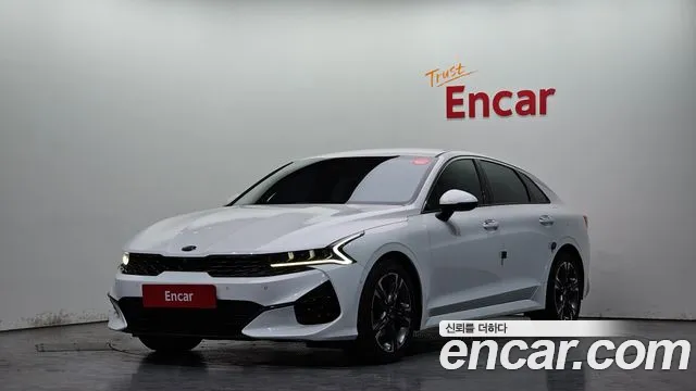 Kia K5 III 2.0 Signature