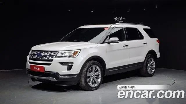 Ford Explorer 2.3 Limited 4WD 5