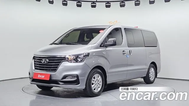 Hyundai The New Grand Starex 5