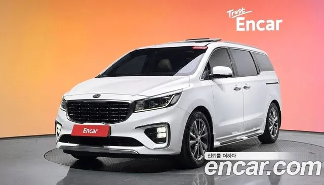 Kia The New Carnival 9 Noblesse