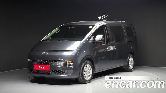 Hyundai Staria 5
