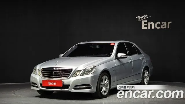 Mercedes-Benz E- W212 E220 CDI