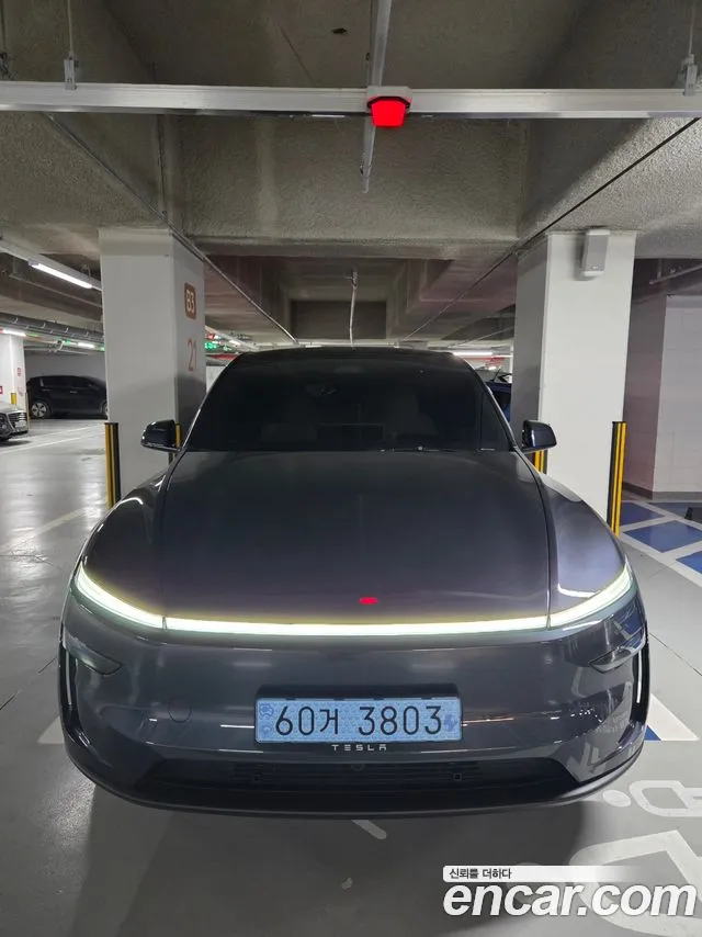 Tesla Y RWD