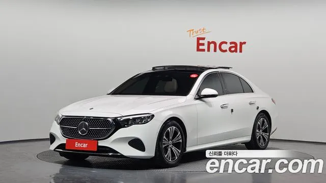 Mercedes-Benz E- W214 E200