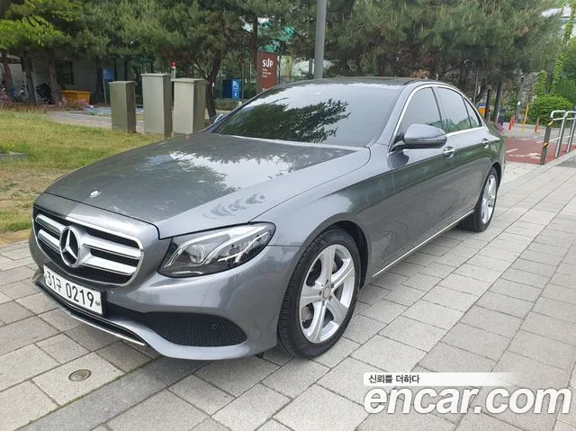 Mercedes-Benz E- W213 E220d