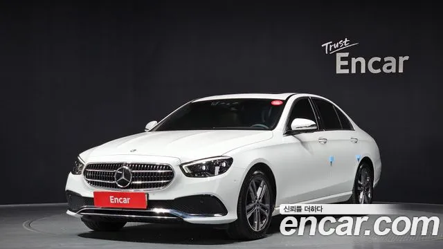 Mercedes-Benz E- W213 E350 4MATIC