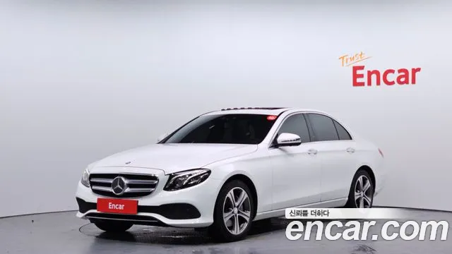 Mercedes-Benz E- W213 E300
