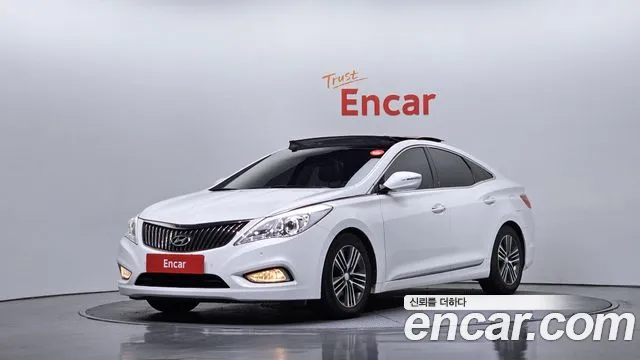 Hyundai Grandeur HG HG240
