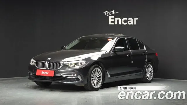 BMW 5 (G30) 520i