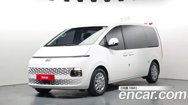 Hyundai Staria 9