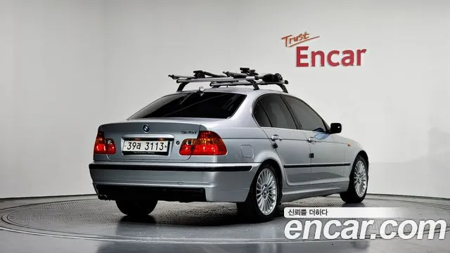 BMW 3 325i E46