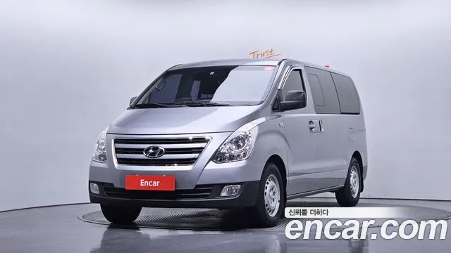 Hyundai Grand Starex 5