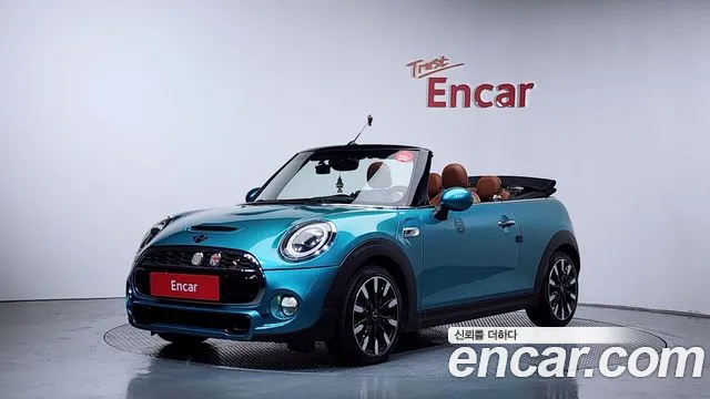 MINI Cooper S Base 3