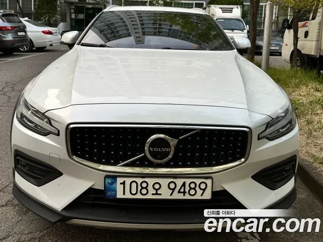 Volvo V60 2 B5 AWD