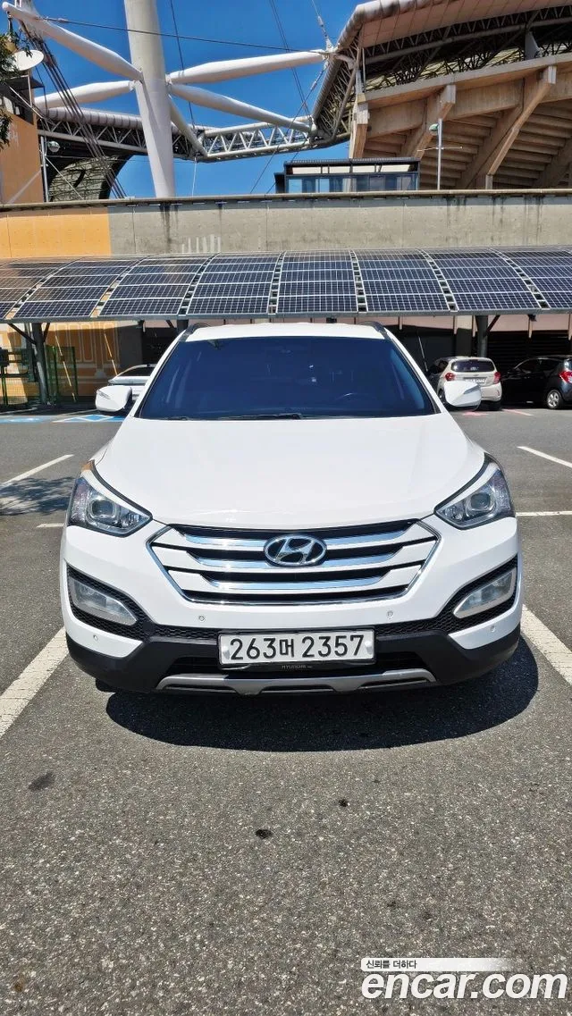 Hyundai Santa Fe DM Diesel(e-VGT) 2.0 2WD Exclusive