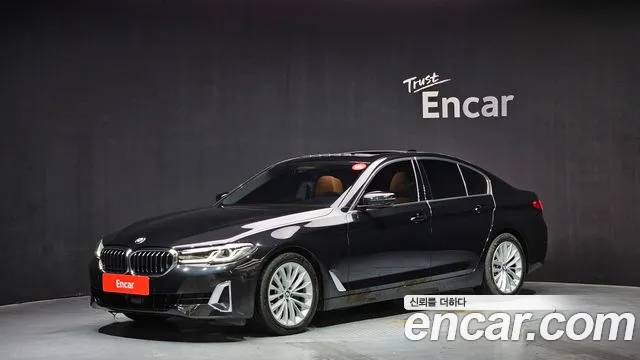 BMW 5 (G30) 520i