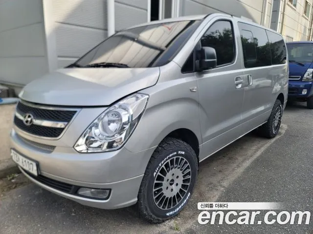 Hyundai Grand Starex