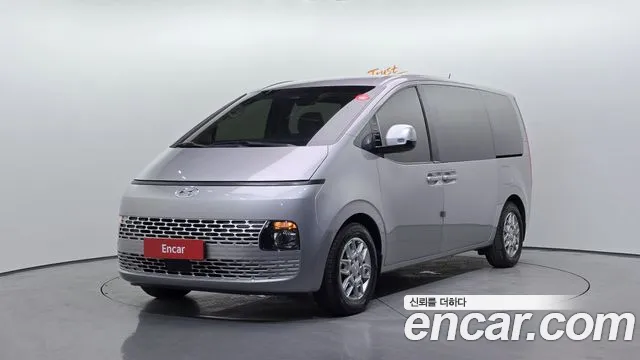 Hyundai Staria 11