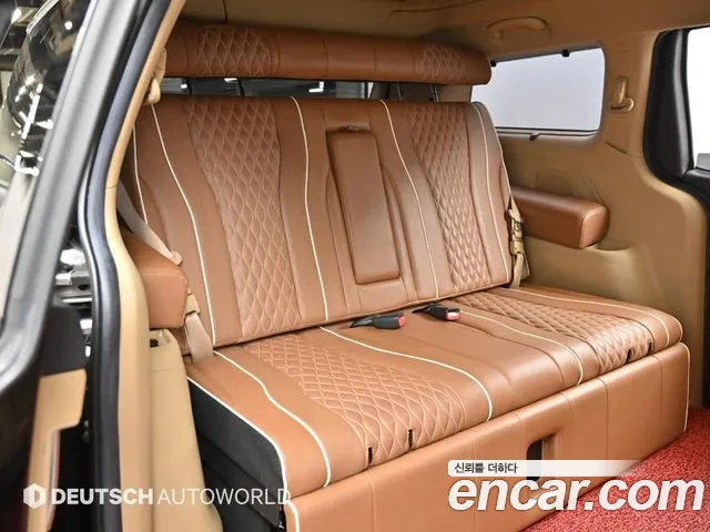 Kia The New Carnival 9