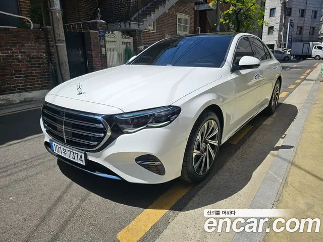 Mercedes-Benz E- W214 E300 4MATIC Exclusive